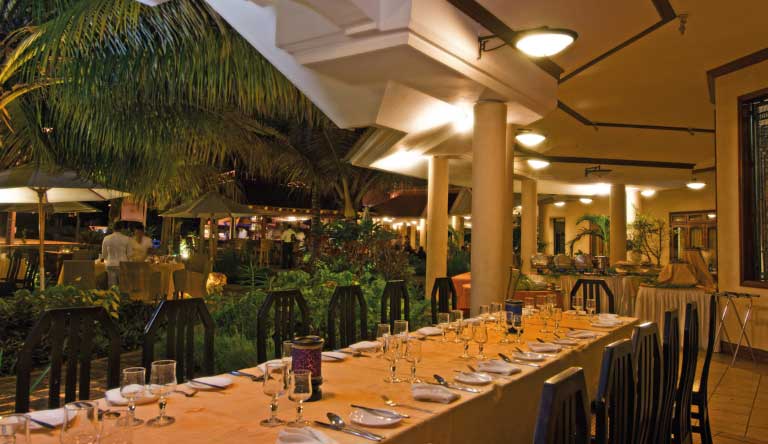 Aanari-Hotel-and-Spa-Restaurant2