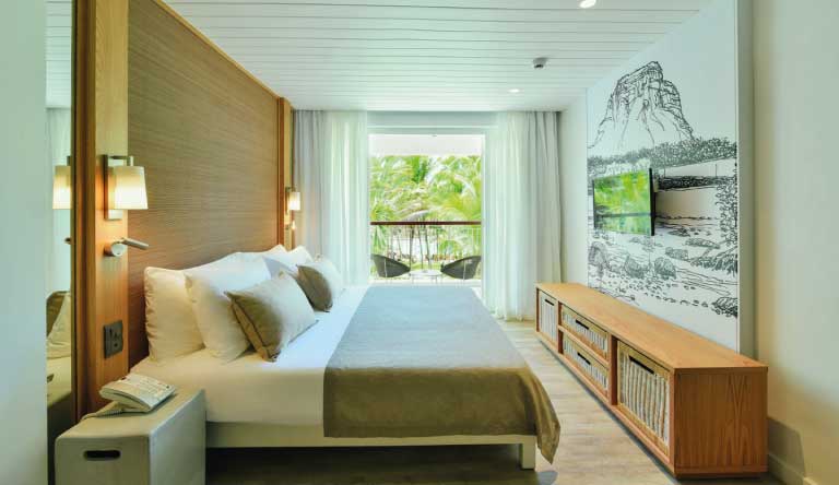 Canonnier-Beachcomber-Golf-Resort-and-Spa-Family-Duplex-Garden