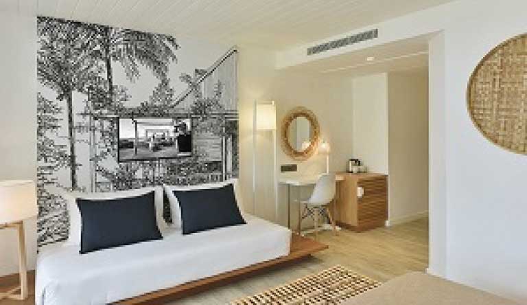 Canonnier-Beachcomber-Golf-Resort-and-Spa-Superior-Room