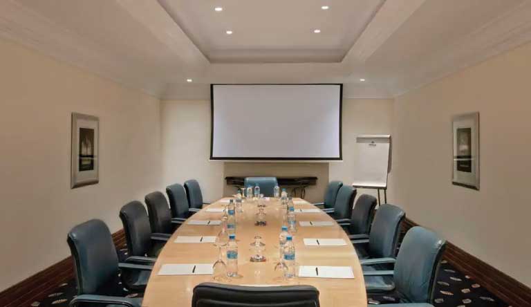Hilton-Mauritius-Resort-and-Spa-Meeting-Room