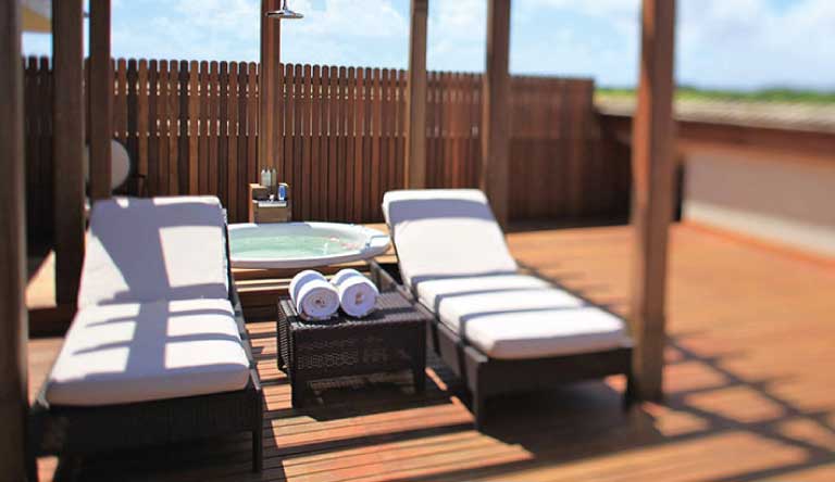 Inter-Continental-Mauritius-Deluxe-Terrace-Jacuzzi-Ocean-View-Room