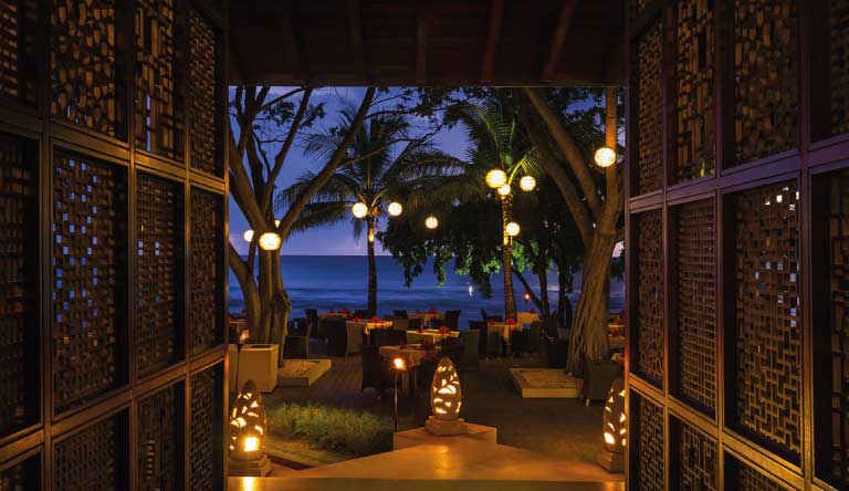 Inter-Continental-Mauritius-Night-View