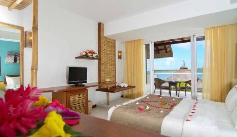 Laguna-Beach-Hotel-and-Spa-Room5