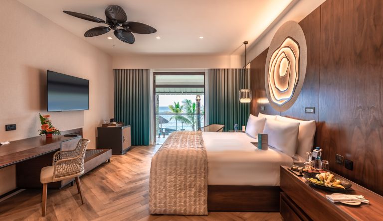 Le-Meridien-Ile-Maurice-Nirvana-Premium-Ocean-View-Room