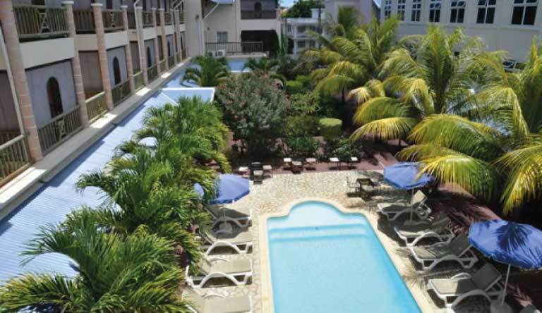 Le-Palmiste-Resort-&-Spa-Mauritius-Pool