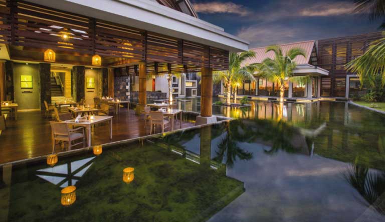 Maritim-Crystals-Beach-Hotel-Restaurant2