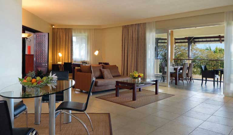 Victoria-Beachcomber-Resort-and-Spa-Excutive-Suite