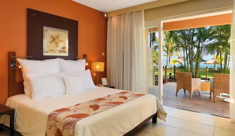 Victoria-Beachcomber-Resort-and-Spa-Junior-suite