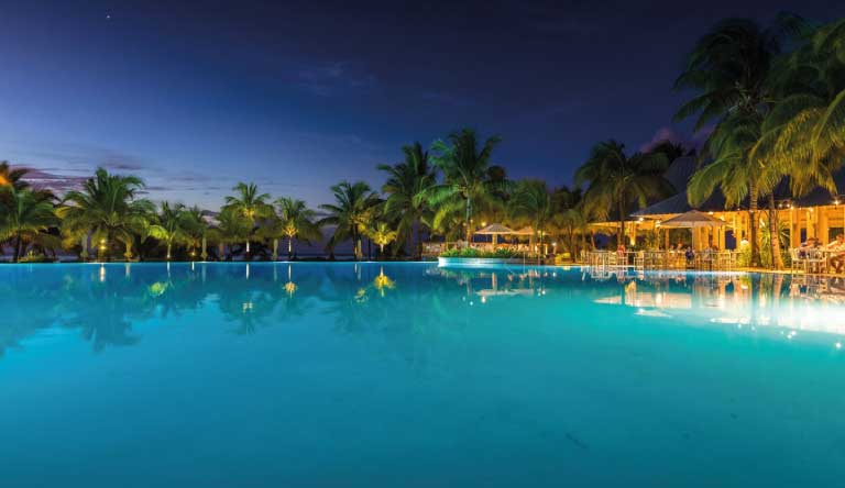 Victoria-Beachcomber-Resort-and-Spa-Pool-Night-View