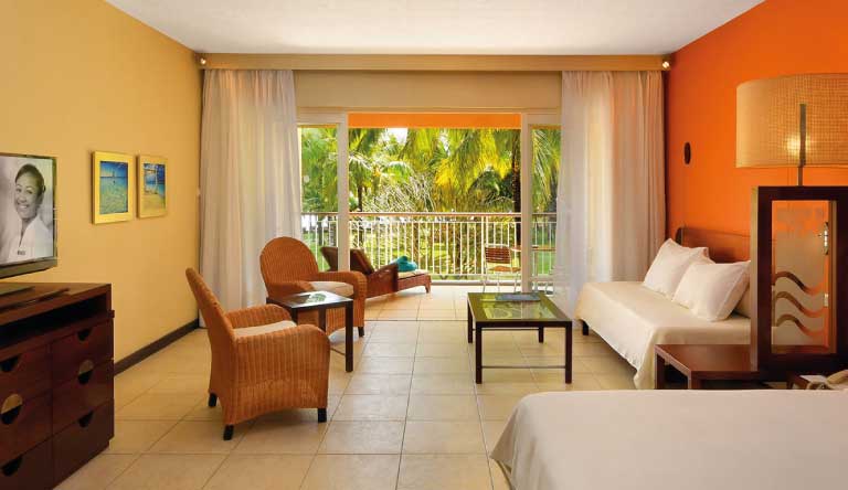 Victoria-Beachcomber-Resort-and-Spa-Superior-Room