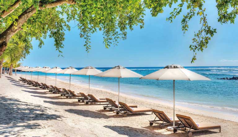 Westin-Turtle-Bay-Resort-and-Spa-Beach