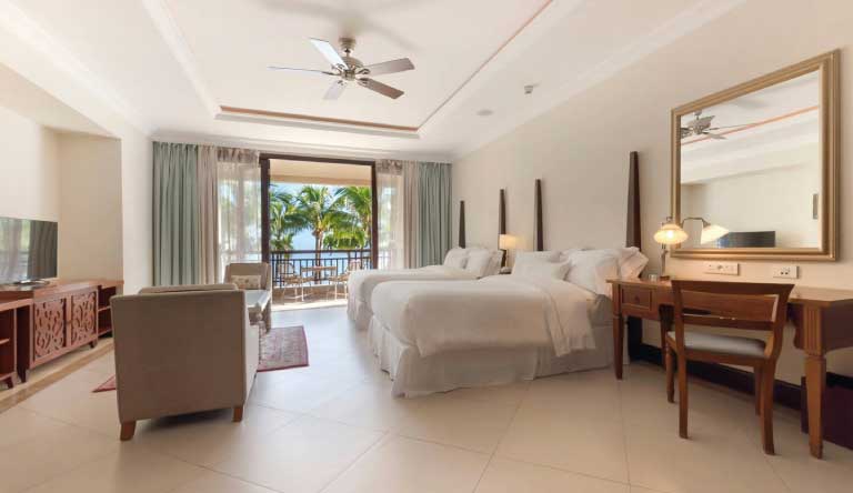 Westin-Turtle-Bay-Resort-and-Spa-Beachfront-Deluxe-King-Guest-Room
