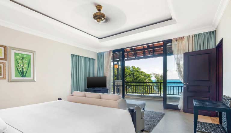 Westin-Turtle-Bay-Resort-and-Spa-Ocean-Suite