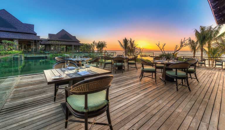 Westin-Turtle-Bay-Resort-and-Spa-Restaurant