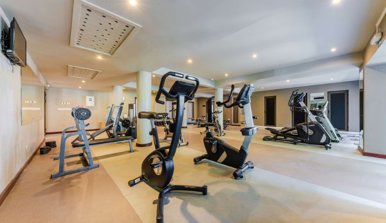 crystals-beach-resort-belle-mare-gym