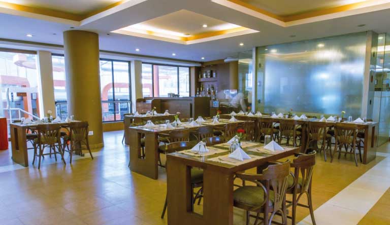 Airport-Hotel-Kathmandu-Restaurant4