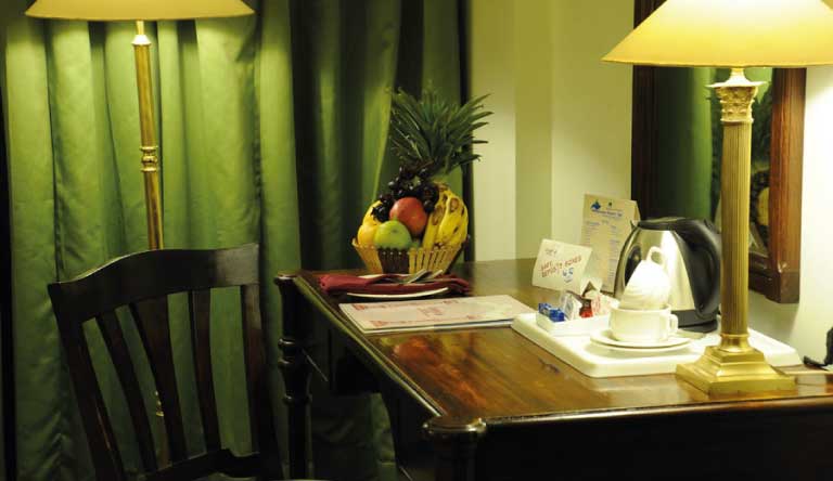 Grand-Hotel-Deluxe-Twin-Room2