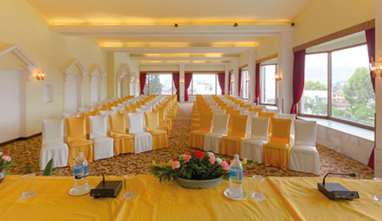 Hotel-Himalaya-Hall2