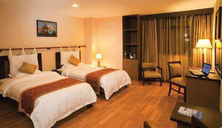 Hotel-Indreni-Himalaya-Restaurant2