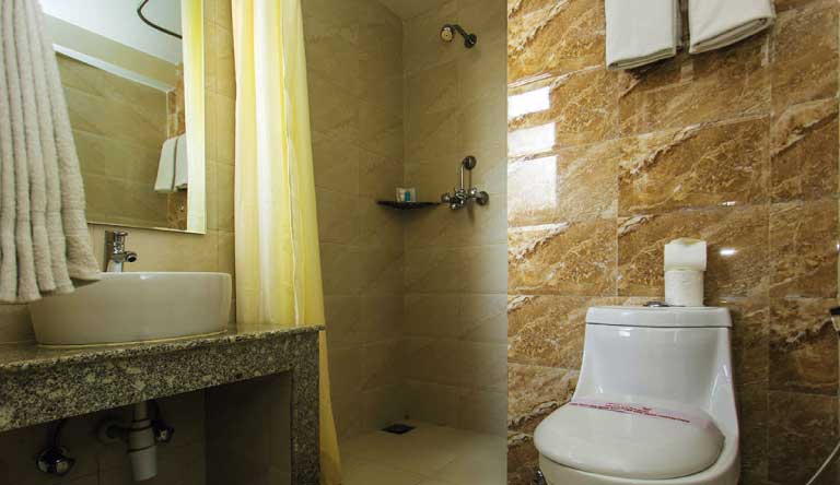 Hotel-Marshyangdi-Deluxe-Room2