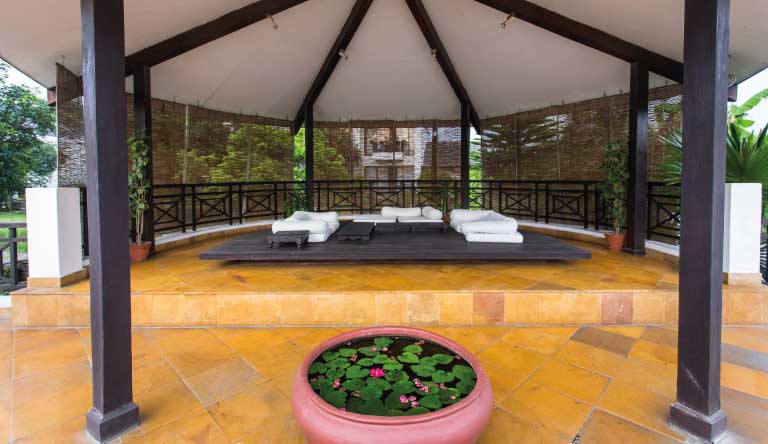 Hotel-Shangri-La-Yoga