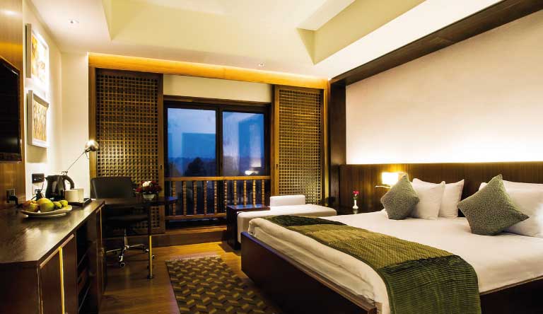 Hotel-Soaltee-Crowne-Plaza-Club-Room