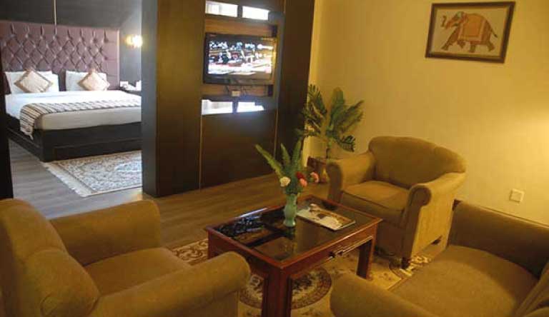 Hotel-Vaishali-Executive-Suites1