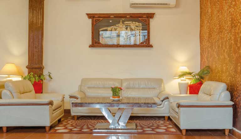 Hotel-Vaishali-Lobby