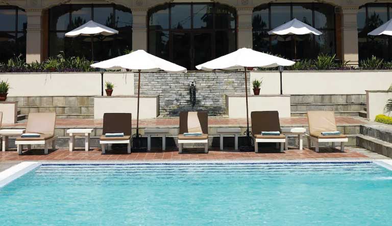 Hyatt-Regency-Kathmandu-Pool
