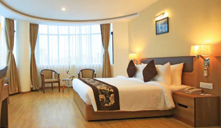 Mirage-Lords-Inn-Executive