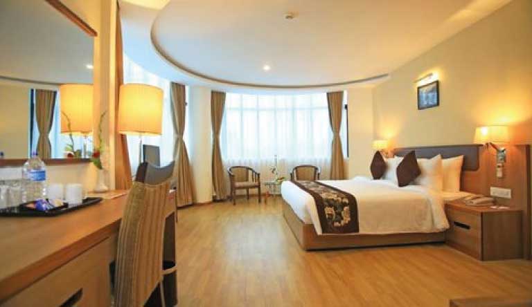 Mirage-Lords-Inn-Executive2