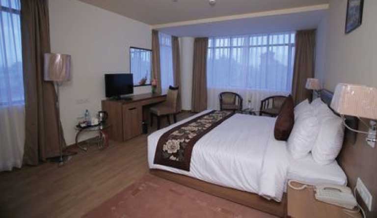 Mirage-Lords-Inn-Pavilion-Room1