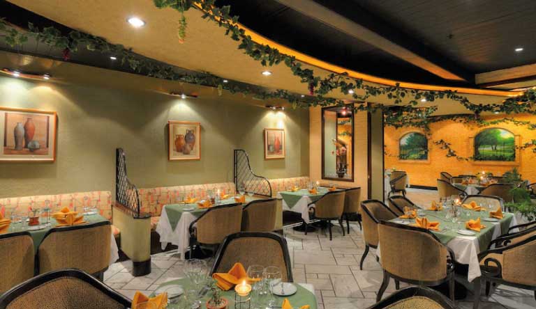 Radisson-Hotel-Olive-Garden