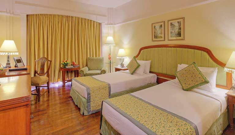 Radisson-Hotel-Superior-Room