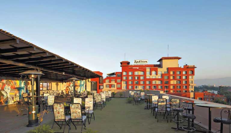 Radisson-Hotel-Terrace-Garden
