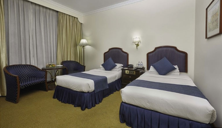 The-Everest-Hotel-Deluxe-Twin-Room