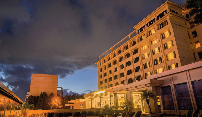 The-Everest-Hotel-Exterior2
