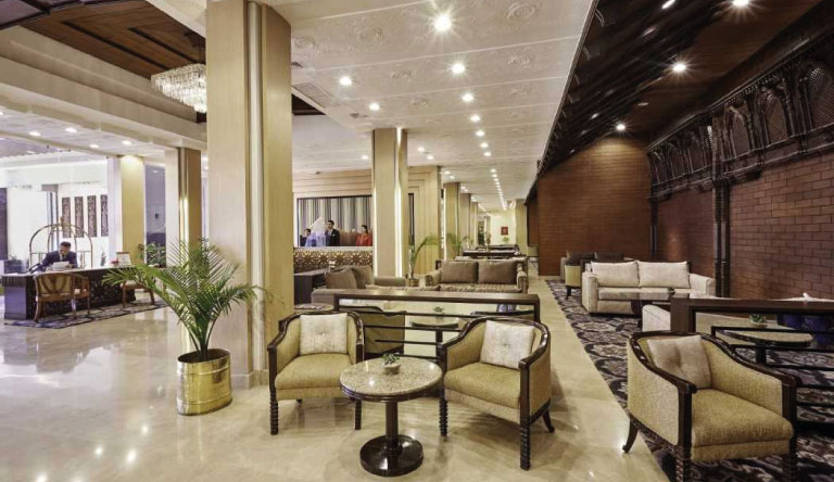 The-Everest-Hotel-Lobby1