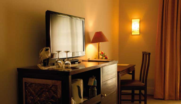 Yak-and-Yeti-Deluxe-Room1