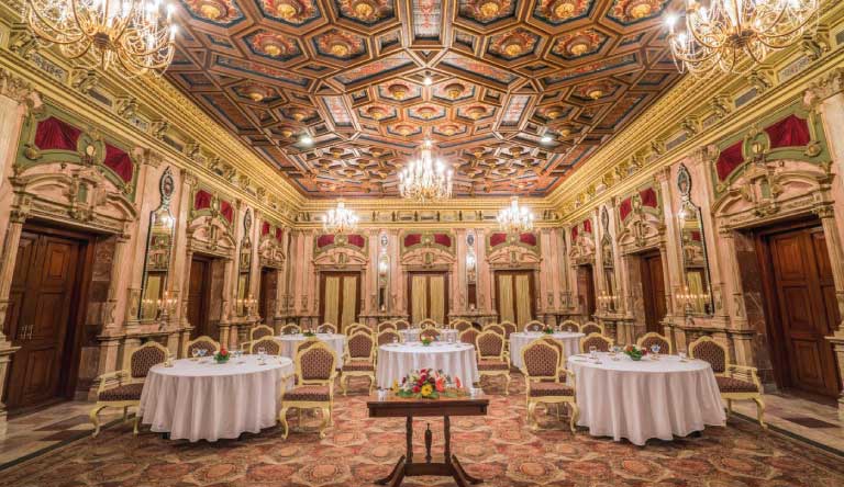 Yak-and-Yeti-Hall-The-Dynasty