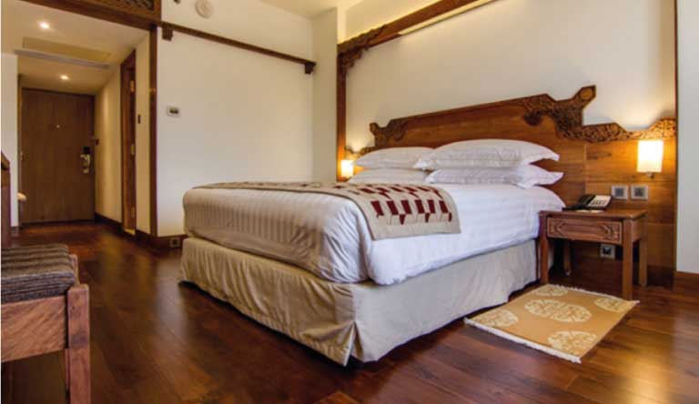 Yak-and-Yeti-Heritage-Deluxe-Room1