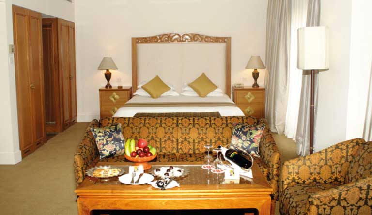 Yak-and-Yeti-Junior-Suites