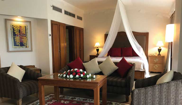 Yak-and-Yeti-Junior-Suites1