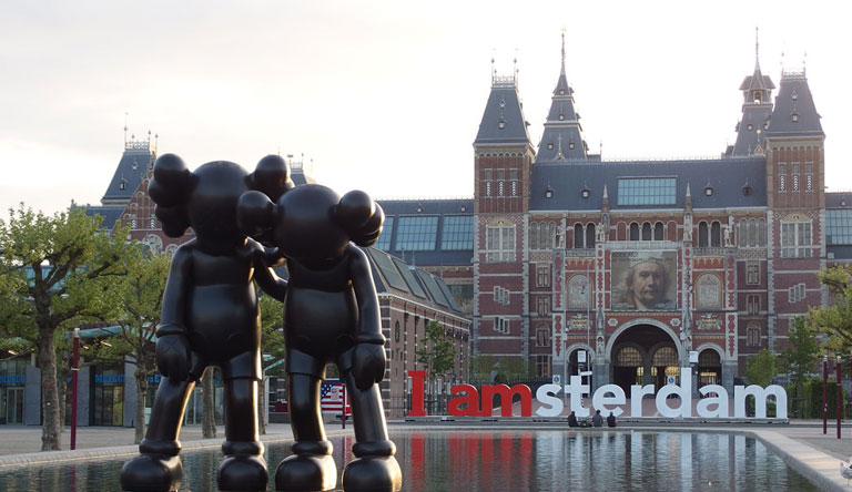 museum-amsterdam-netherlands.jpg