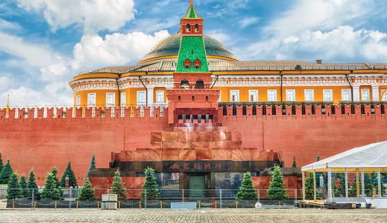 lenin’s-mausoleum-moscow