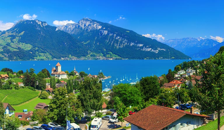 lake-thun-at-spiez-interlaken-switzerland