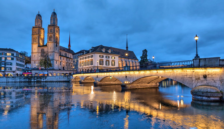 munsterbrucke-and-grossmunster-zurich-switzerland