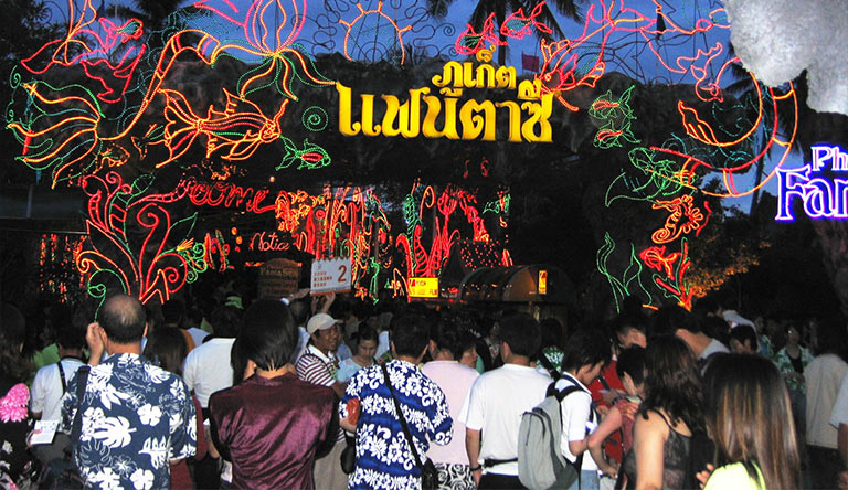 phuket-fantasea-thailand